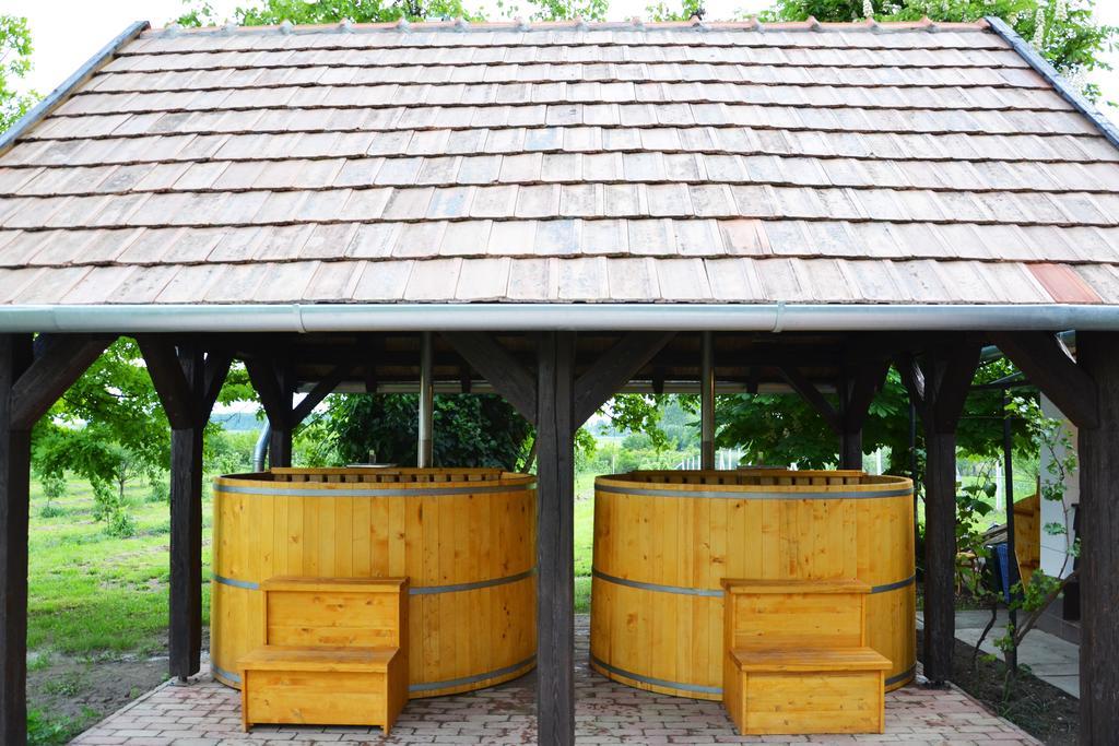 Falusi Patika - Tisza-To Vendeghaz Tiszaszolos Exterior foto
